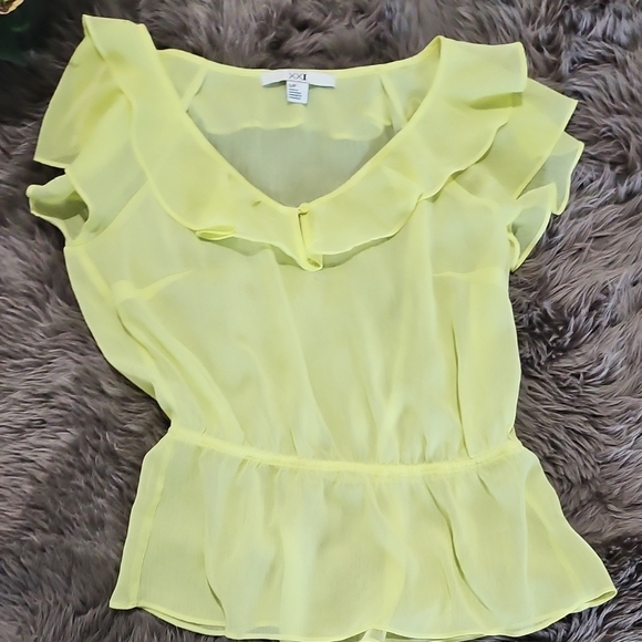 Women's Ruffled Yellow Top - Picture 3 of 5